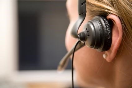 Operadora de call center acometida de depressão receberá indenização por danos morais