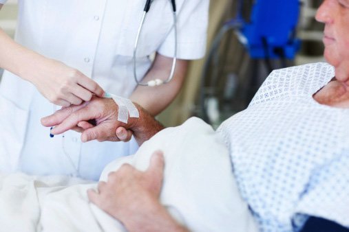 Hospital é condenado por suprimir intervalo de auxiliar de enfermagem
